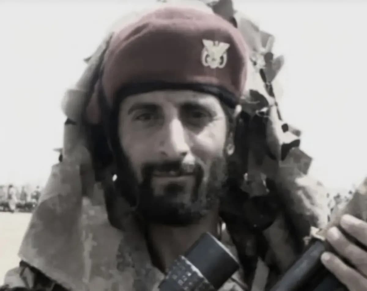 مقـ,ـتل قناص حـ,ـوثي بغـ,ـارة جوية استهدفت موقعاً له في صعدة