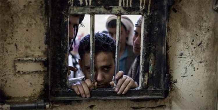محكمة حوثية تصادق على إعــدام سبعة مختطفين في صعدة