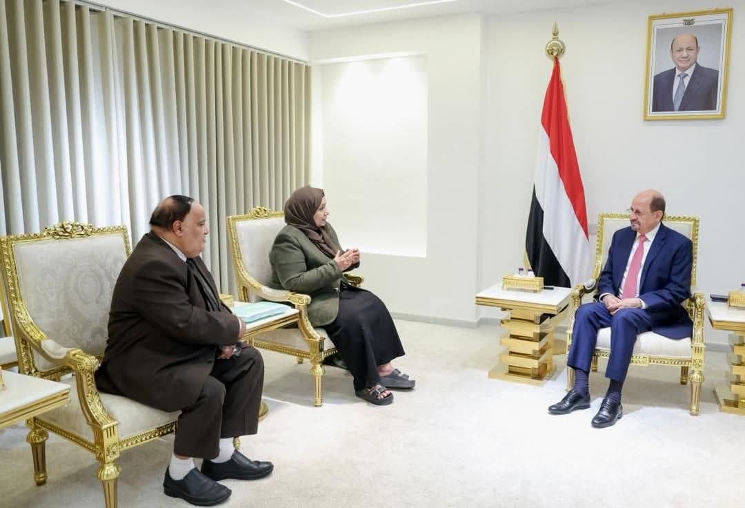 رئيس الوزراء يؤكد على أهمية مكافحة الفساد وتكثيف الإصلاحات الحكومية