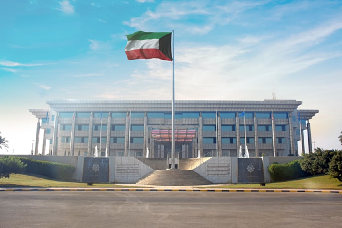 وزارة الداخلية الكويتية تكشف  عن إحباط مخطط إرهاـ.ـبي خطير بعد ضبط خلية مرتبطة بتنظيم الحزب اللبناني