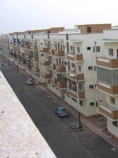 طبيب جراحة العظام يودي بحياته إثر سقوطه من الطابق الثالث في عدن