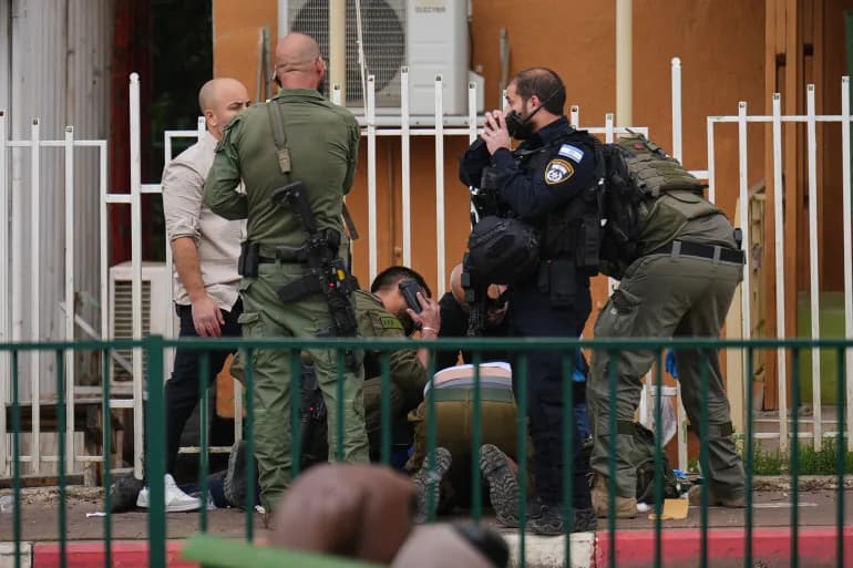 مقتل مستوطِنة وإصابة اثنين جراء قصف صاروخي من لبنان على شمال الأراضي المحتلة