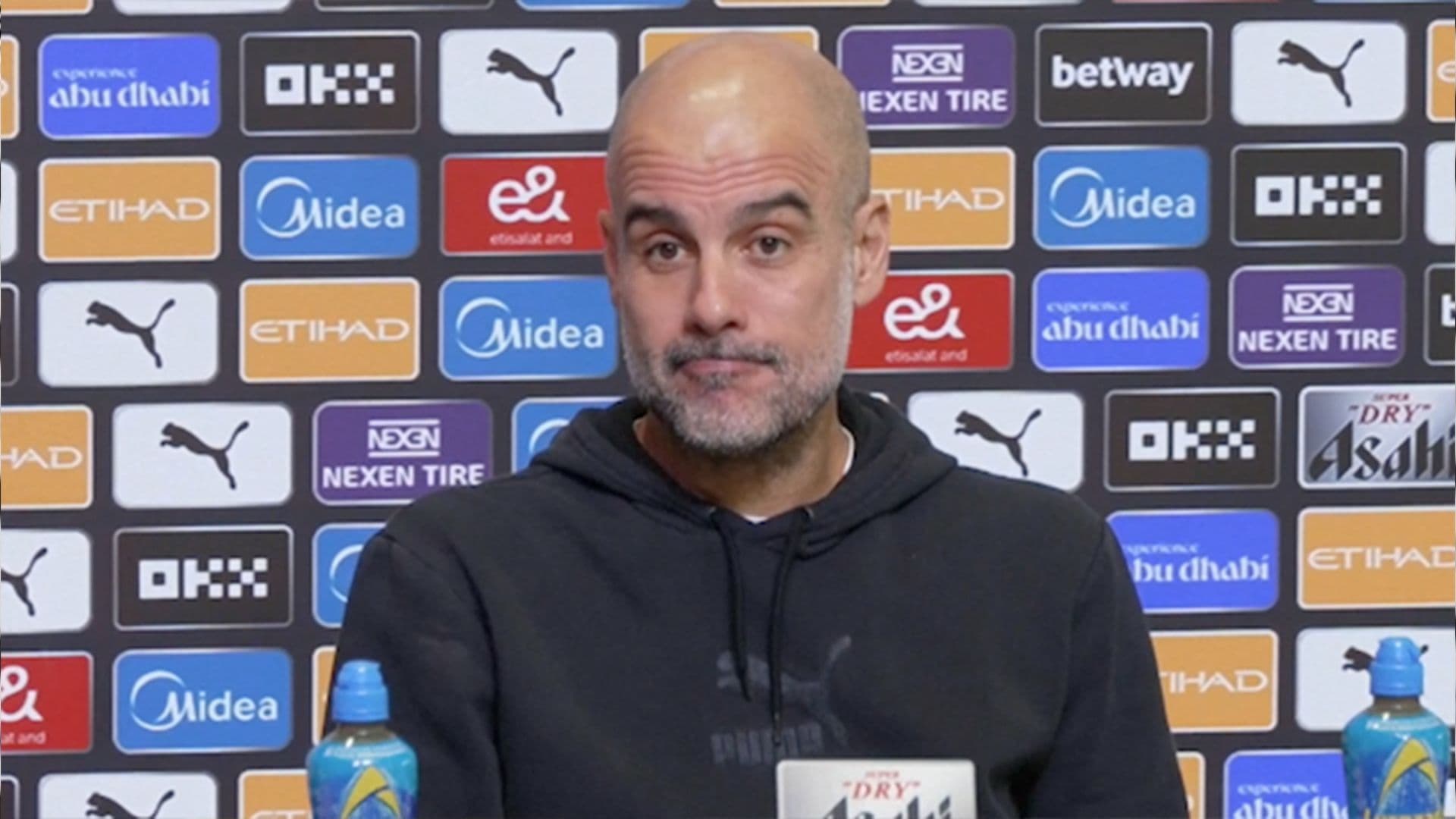 جوارديولا يتلقى نبأ إيقافه قبل مواجهة ريال مدريد