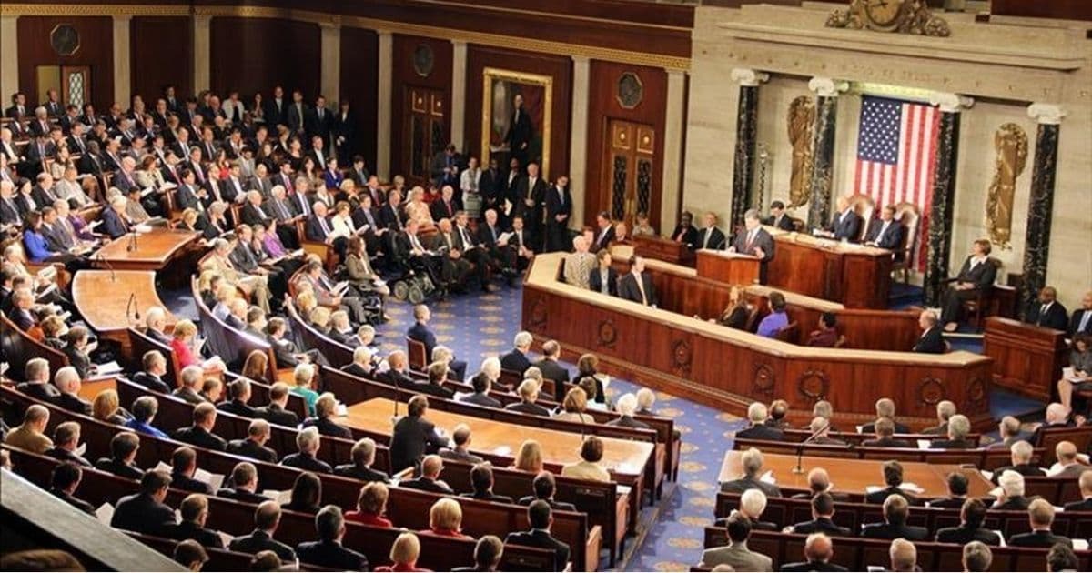 حليف للاحتلال الإسرائيلي في الكونغرس يقترح إنهاء المساعدات العسكرية الأمريكية