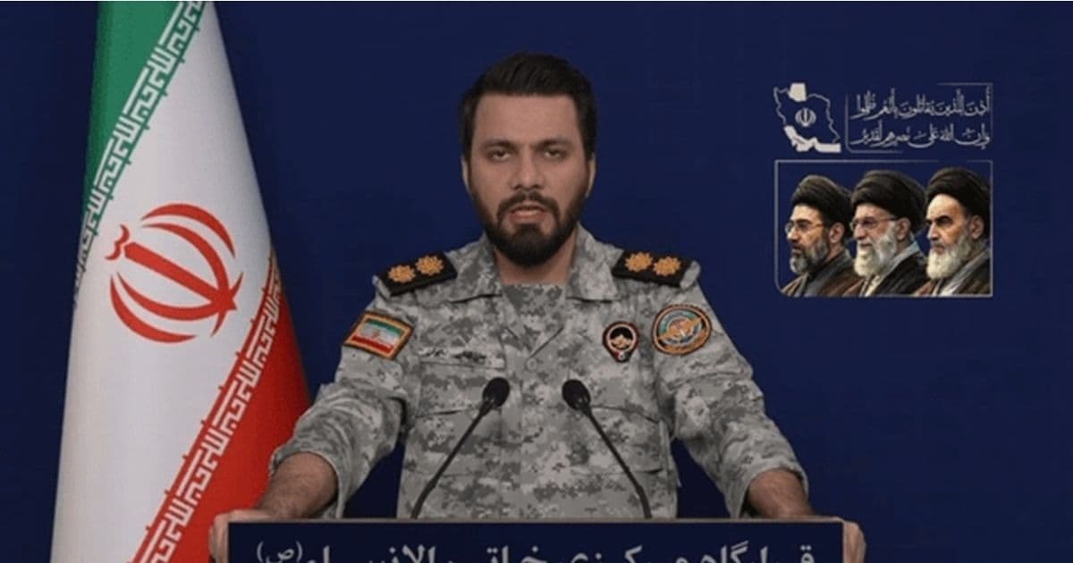 إيران تلوح بـ"رد ساحق" على أي استهداف لموانئها