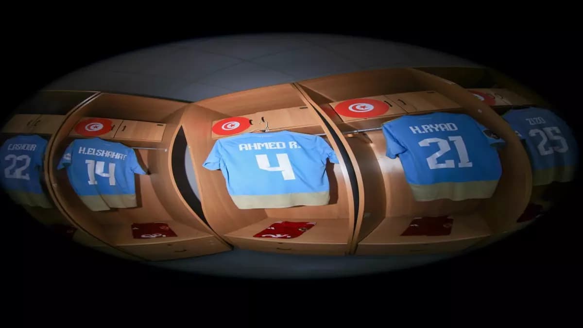 حصري: داخل غرفة ملابس الأهلي قبل موقعة الترجي… صور تكشف استعدادات المارد الأحمر للنهائي المبكر!