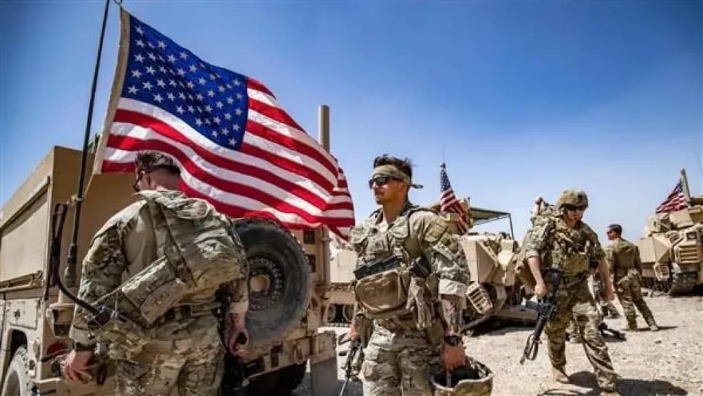ترمب يحشد آلاف الجنود بالشرق الأوسط.. وتحذيرات من تغيير مفاجئ في خطط الهجوم على إيران