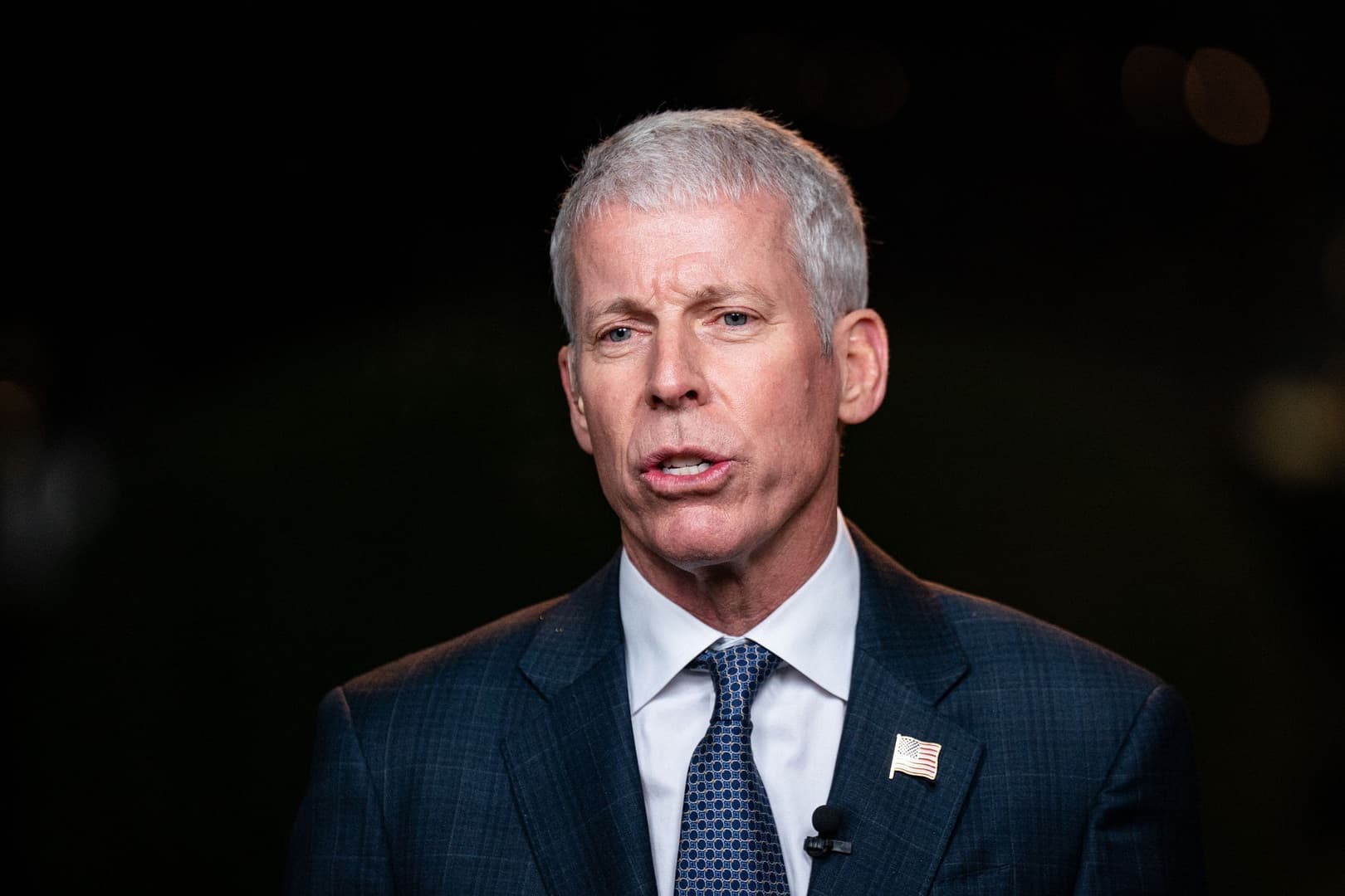 وزير الطاقة الأمريكي: سيبدأ النفط الإيراني بالوصول إلى الموانئ مع رفع العقوبات