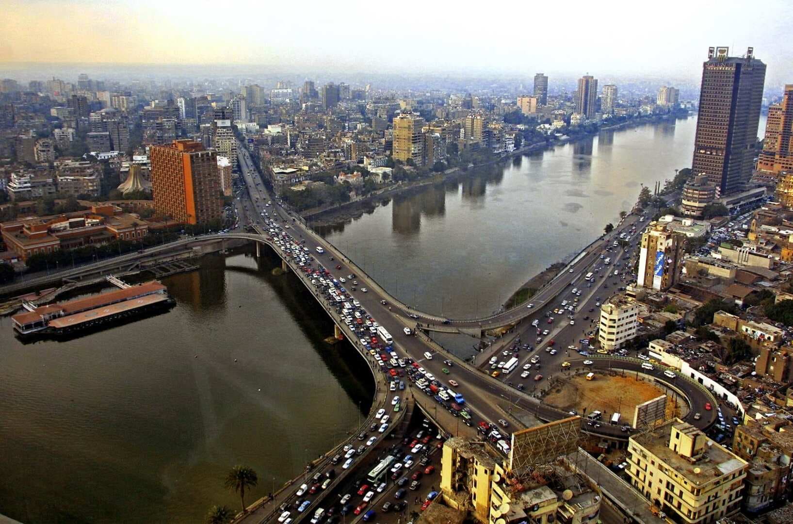 السلطات المصرية المختصة تحبط عمليات تلاعب واتجار غير مشروع ضخمة بالبلاد
