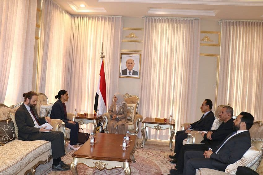 مباحثات يمنية بريطانية لتطوير التعاون التنموي وتعزيز مسار التعافي الاقتصادي
