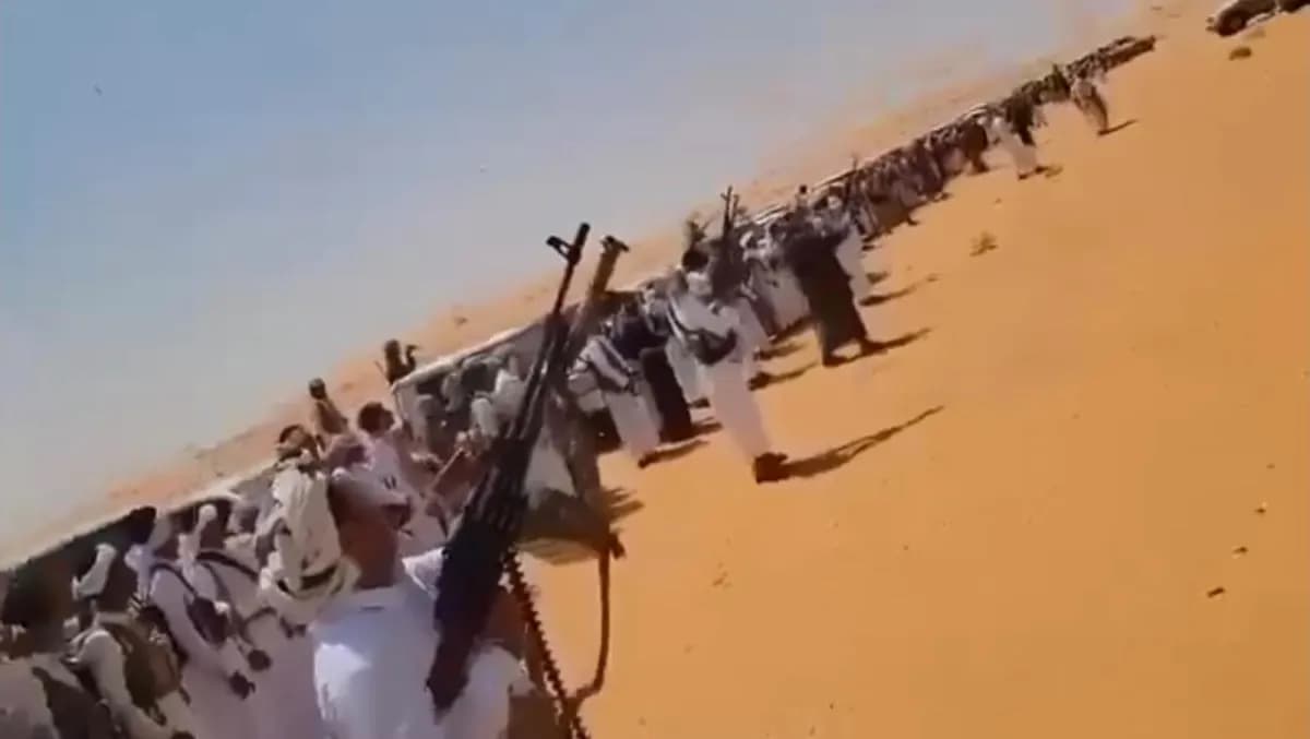قبائل دهم وبكيل تتوافد إلى اليتمة ضغطاً على الحوثيين لإطلاق الشيخ فدغم