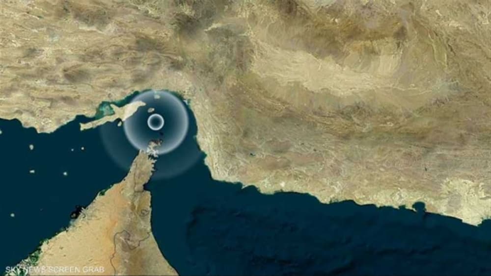 إيران ت冻结 ناقلة نفط وترامب يؤكد استمرار وقف إطلاق النار رغم الضربات الإيرانية