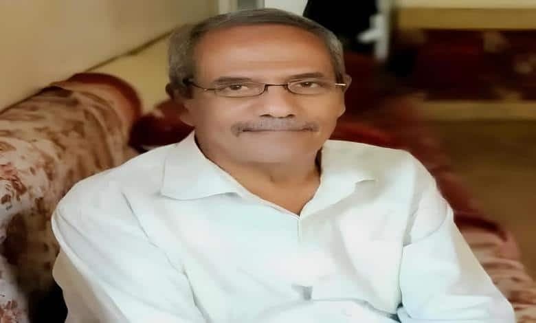 وفاة الإعلامي القدير علي مدهش.. نقابة الصحفيين اليمنيين تنعى أحد رواد إذاعة الحديدة