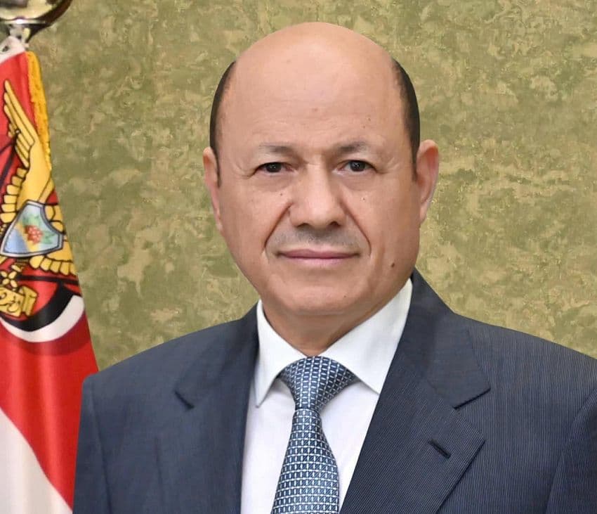 العليمي يوجه باستكمال التحقيقات في حادثتي إطلاق النار وانفجار مخزن الذخائر بعدن