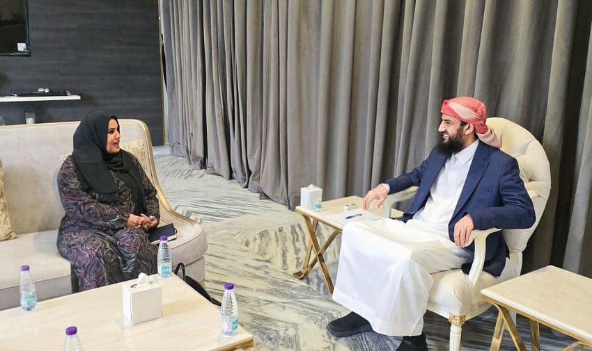 المحرّمي يبحث مع وزيرة شؤون المرأة تعزيز مشاركة النساء في التنمية وبناء السلام