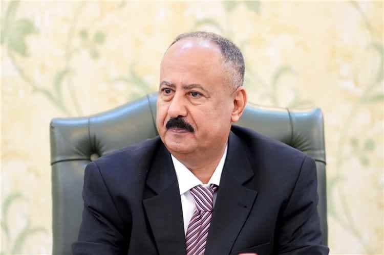 وزير النقل يوجه برفع الجاهزية عقب استهداف مليشيا الحوثي الإرهابية ميناء المخا