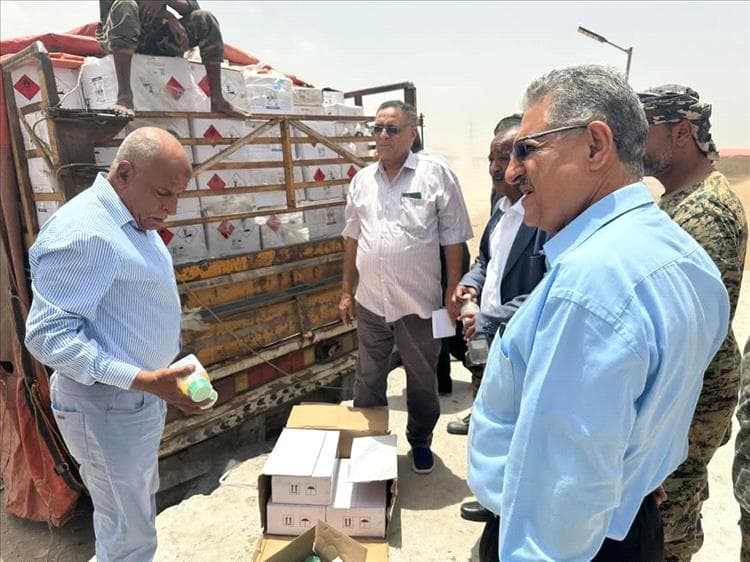 -panel ضبط مواد مبيدات في محافظة لحج-