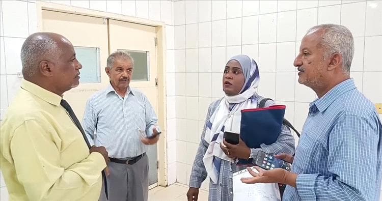 مكتب الصحة يزور مركز علاج الأورام في عدن لتعزيز خدمة مرضى السرطان