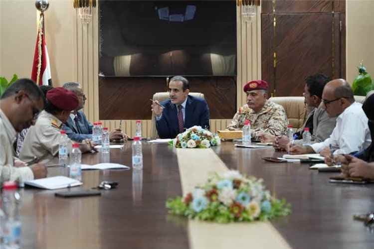 وزير الصحة يوجّه برفع الجاهزية وتفعيل غرفة العمليات المركزية لمواجهة الطوارئ والأزمات