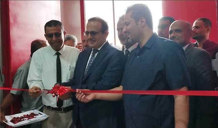 تدشين وزير الصحة ومحافظ لحج لمبادرات طبية هامة في محافظة لحج