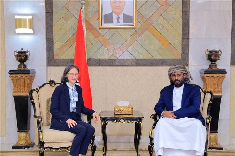 الشيخ بن حبريش يلتقي سفيرة جمهورية فرنسا لدى اليمن