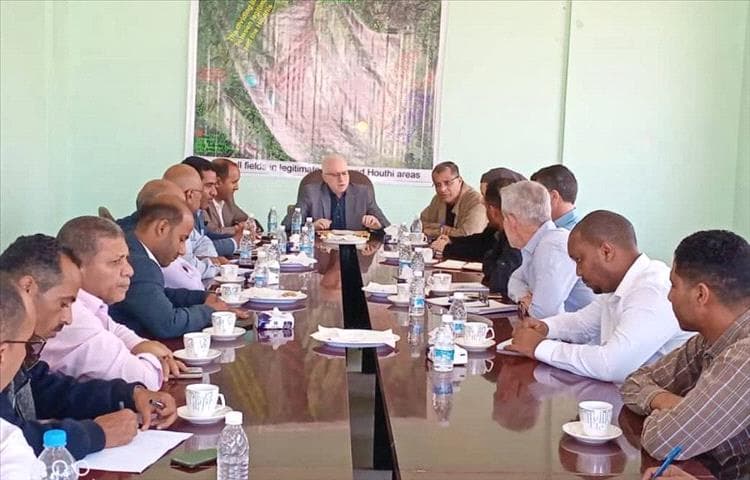 وكيل محافظة تعز يبحث مع المدير القطري لمنظمة "أوكسفام" لبحث تدخلاتها الإنسانية في المحافظة