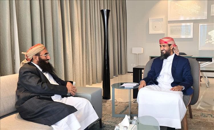 عضو مجلس القيادة أبو زرعة المحرّمي يلتقي وزير الأوقاف والإرشاد الشيخ تركي الوادعي