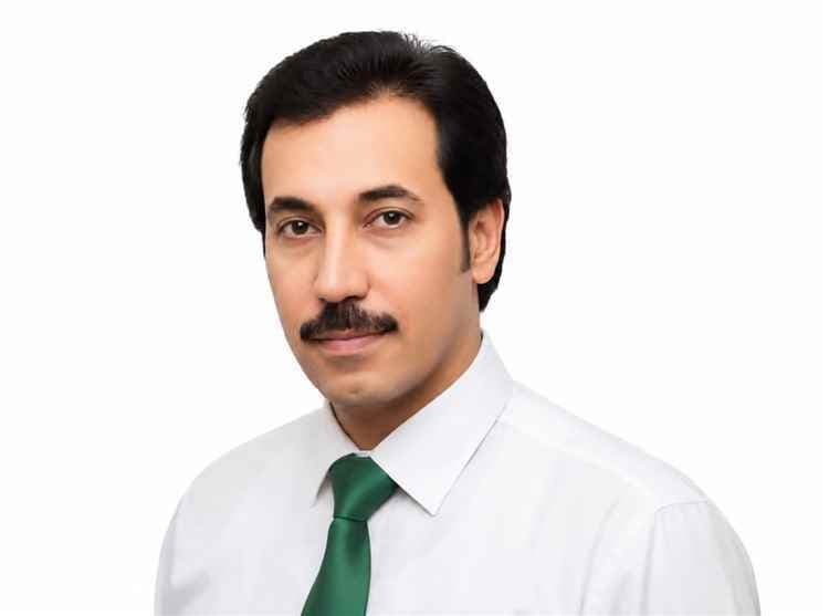 هاني البيض: وثيقة بن دغر مبكرة لتشخيص أزمة اليمن.. والفيدرالية طرح لإعادة التوازن بين الوحدة والشراكة