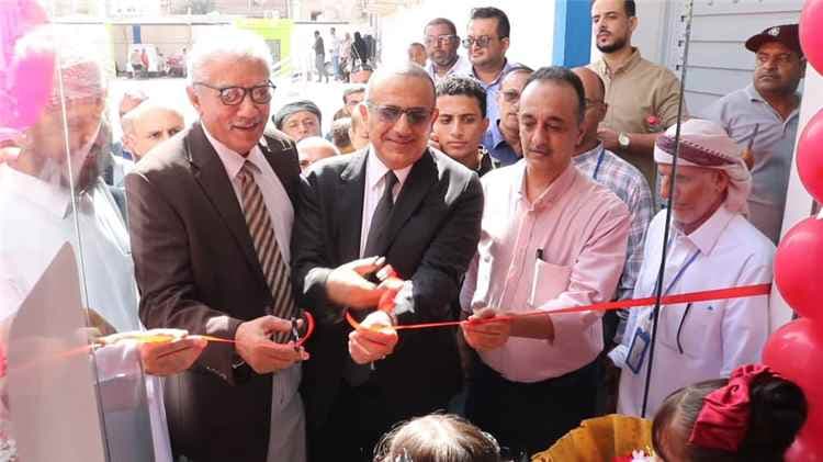 وزير الصحة يفتتح مركز القلب الخيري بعدن ويدشن المخيم الخامس لجراحات القلب والقسطرة العلاجية