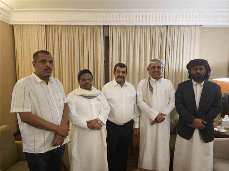 الميسري يلتقي رئيس حلف قبائل حضرموت وعدداً من قيادات الحلف