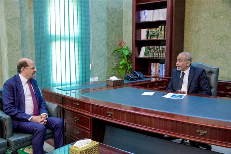 الصبيحي والزنداني يبحثان في عدن الأوضاع الخدمية والاقتصادية وجهود تحسين مستوى المعيشة