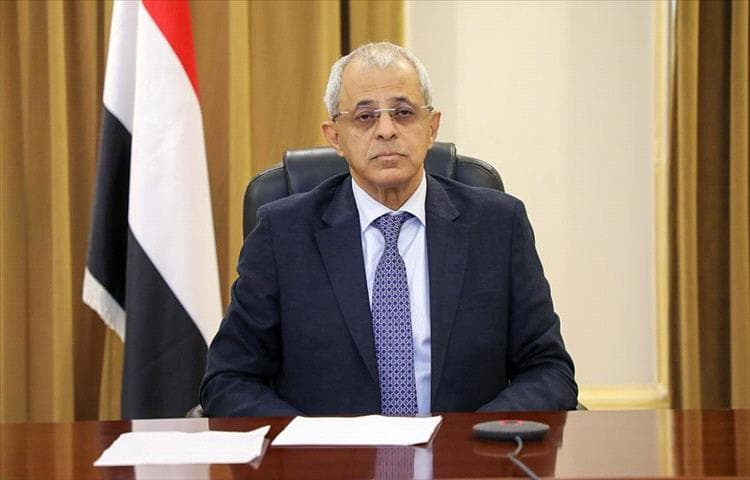 اليمن يجدد تضامنه الكامل مع الدول العربية أمام الاعتداءات الإيرانية