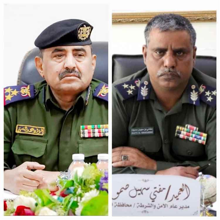 مدير شرطة شبوة يعزي مدير المهرة في وفاة والدته