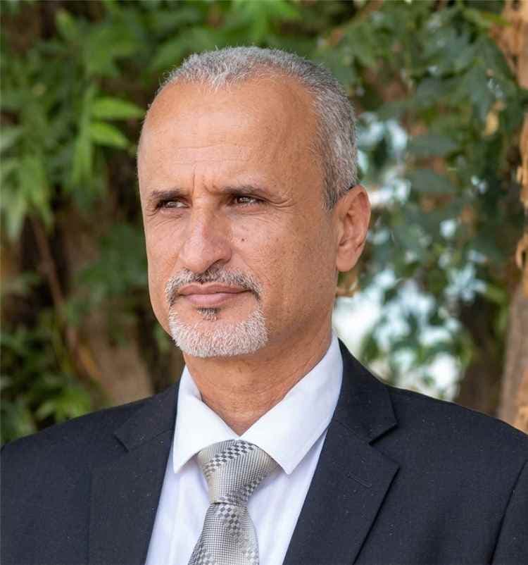 وكيل وزارة الصحة العامة لقطاع السكان يهنئ الشعب وكوادر القطاع الصحي بعيد الأضحى المبارك