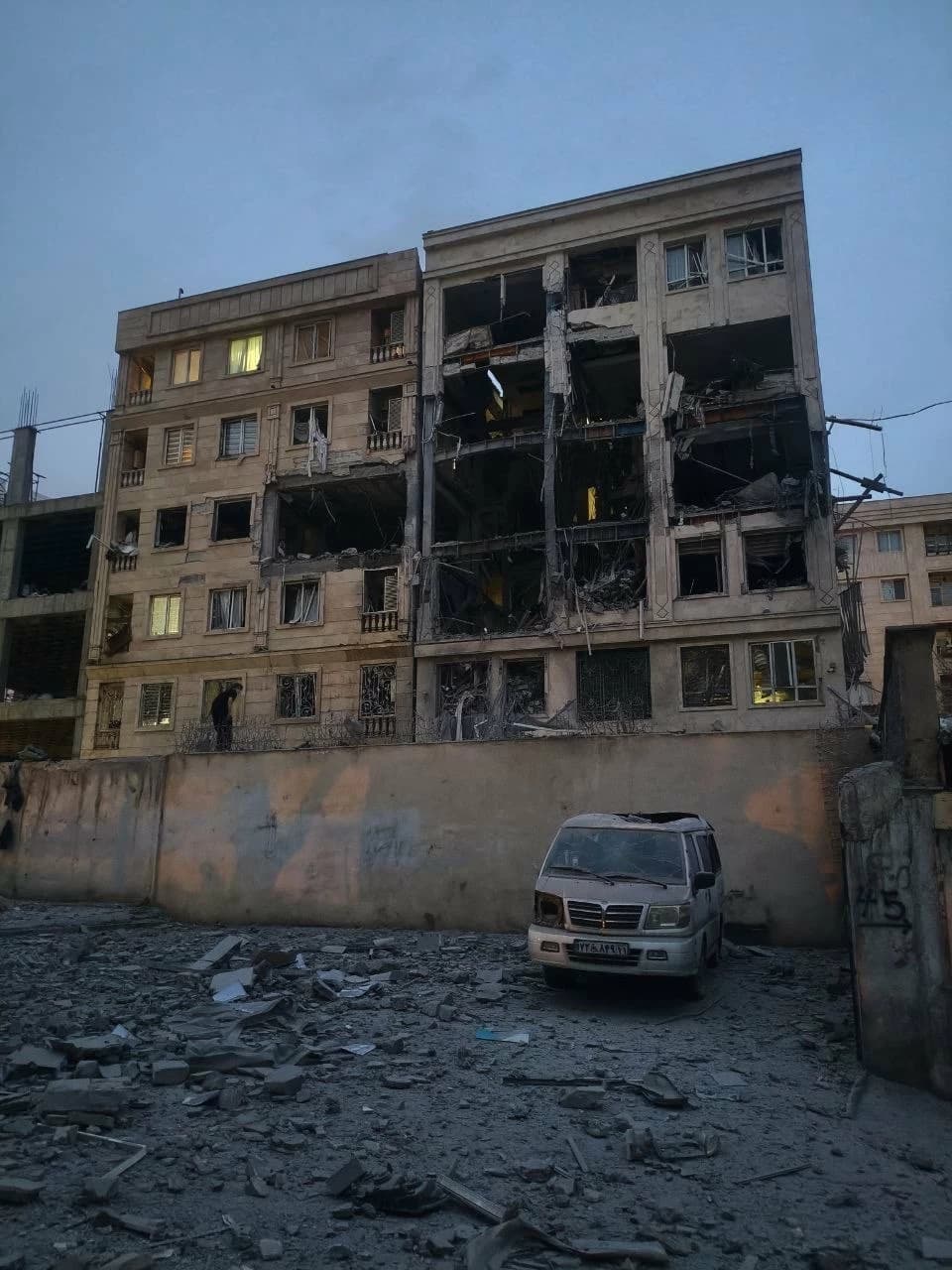 ما شروط أمريكا لوقف الحرب على إيران.. وما مكاسب طهران؟