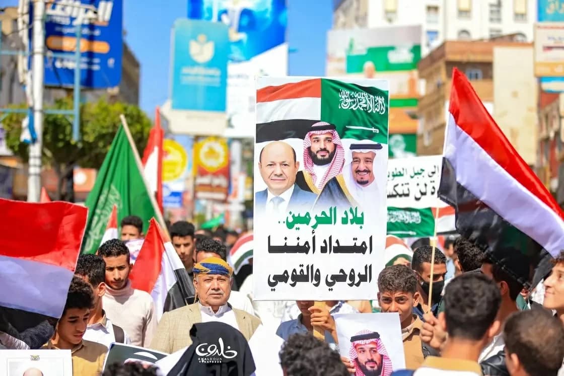 مليونية تعز تندّد بالاعتداءات الإيرانية على السعودية ودول المنطقة