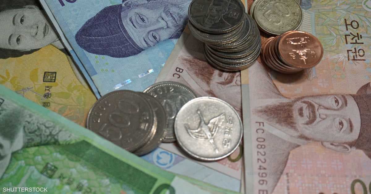 العملة الكورية تتراجع لأدنى مستوى في نحو عقدين بسبب الحرب