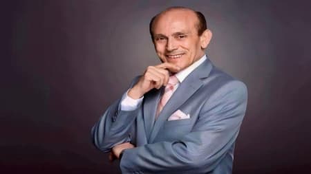 فن: محمد صبحي يعود إلى المنافسة الرمضانية بعد وعكة صحية وغياب 13 عاما