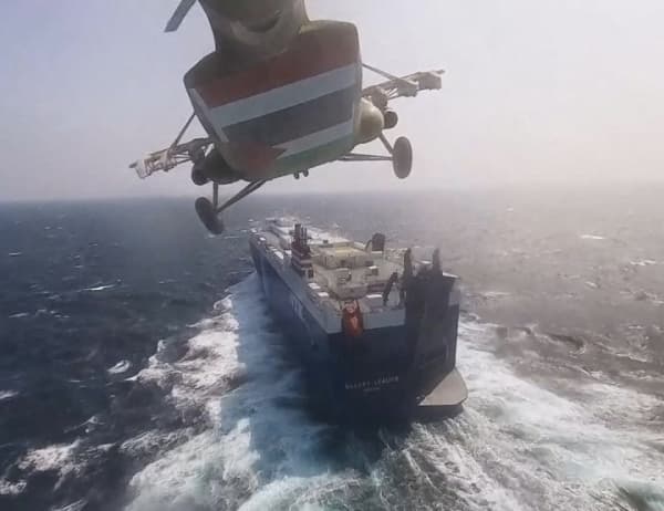 اليمن: الحوثيون يهددون باستهداف ممرات الطاقة والملاحة إذا اتسع التصعيد في المنطقة