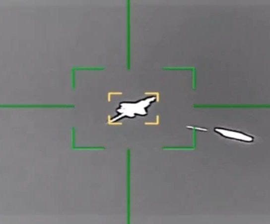 الحرس الثوري يعلن استهداف مقاتلة F-35 أميركية في أجواء إيران