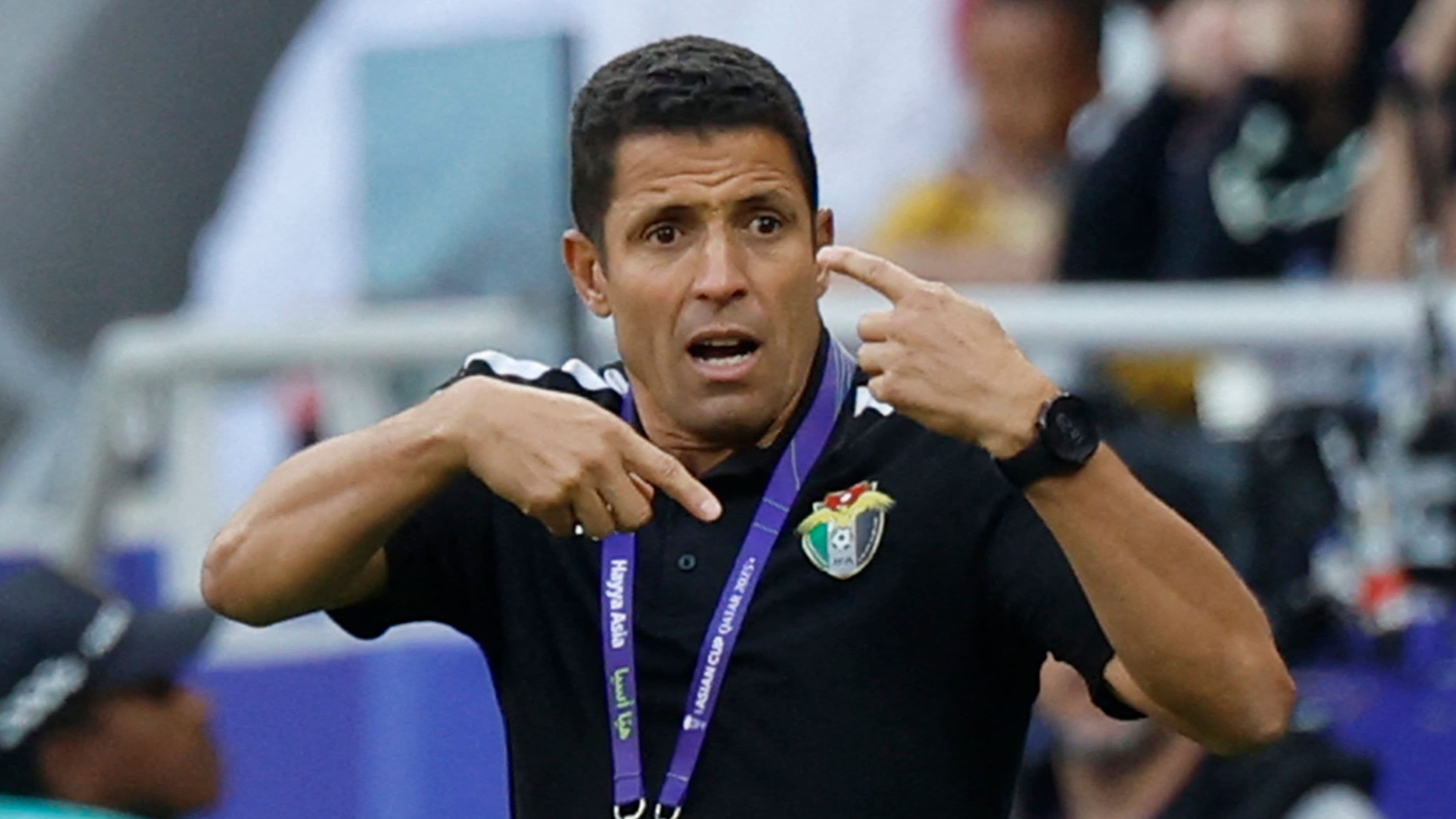 مدرب الوداد يرد على أنباء قدوم عموتة