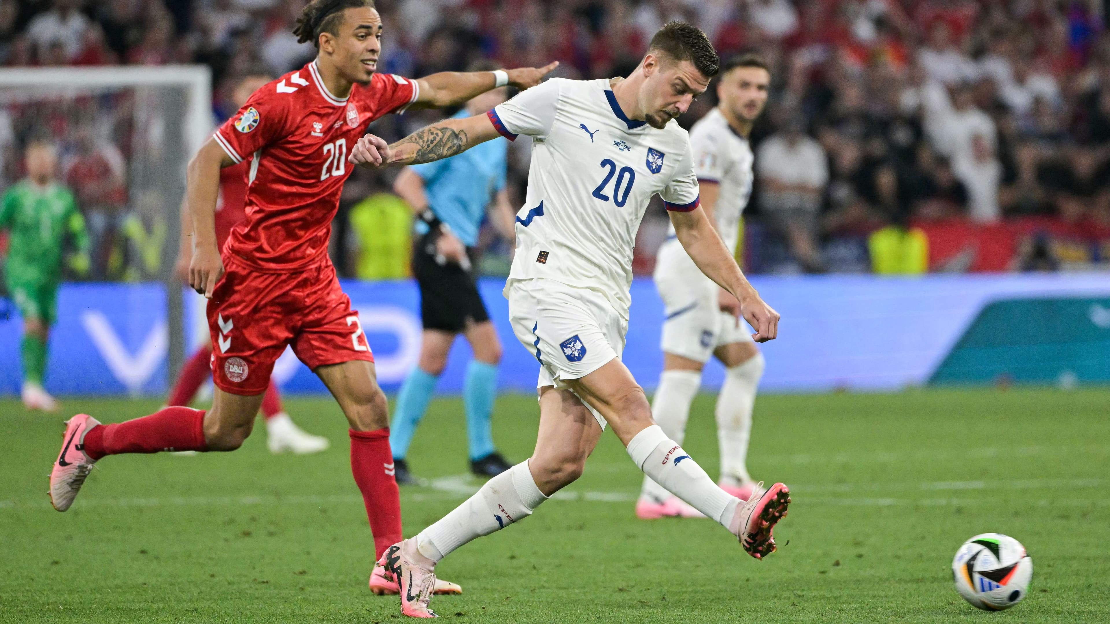 استعدادًا للسعودية.. سافيتش يعود لصربيا بعد 633 يومًا