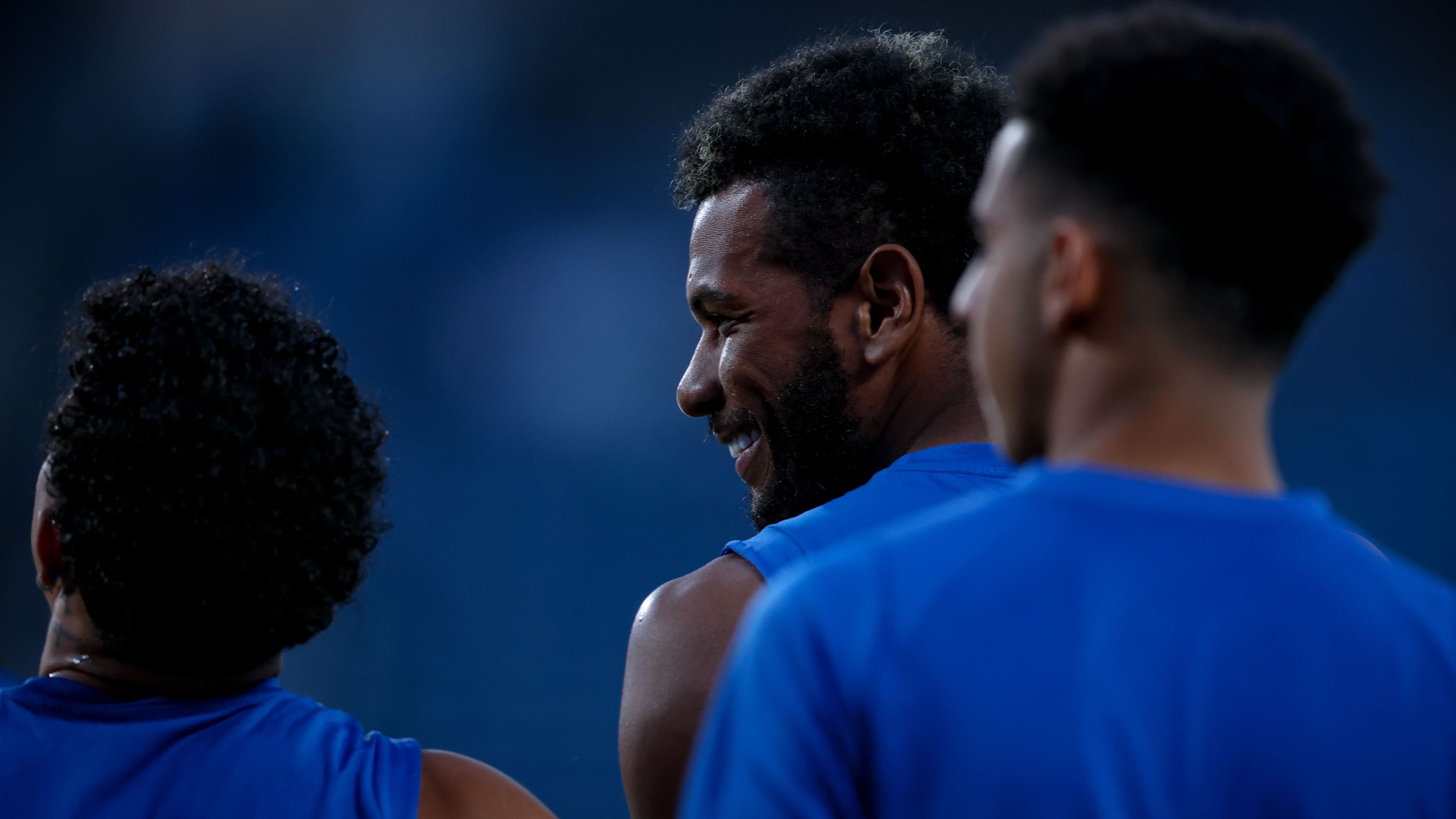 بالفيديو.. الفار يصدم البليهي في ظهوره الأول مع الشباب