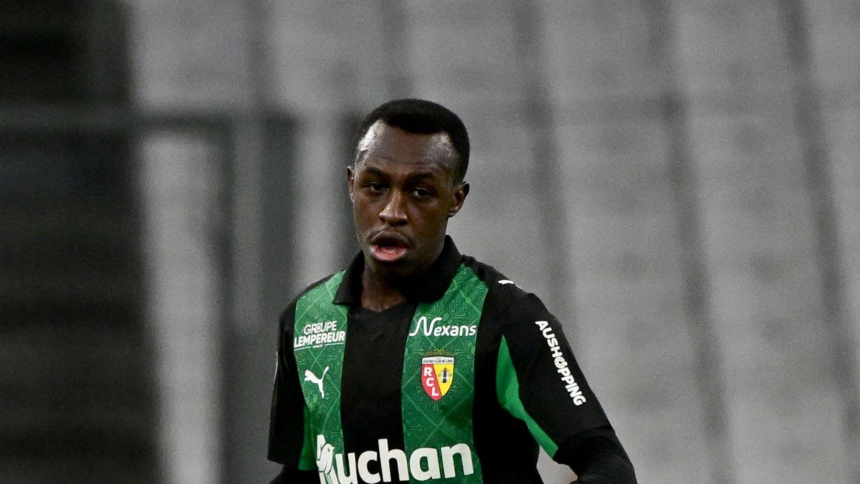 الهلال يطارد سعود عبد الحميد.. ورد صادم من روما