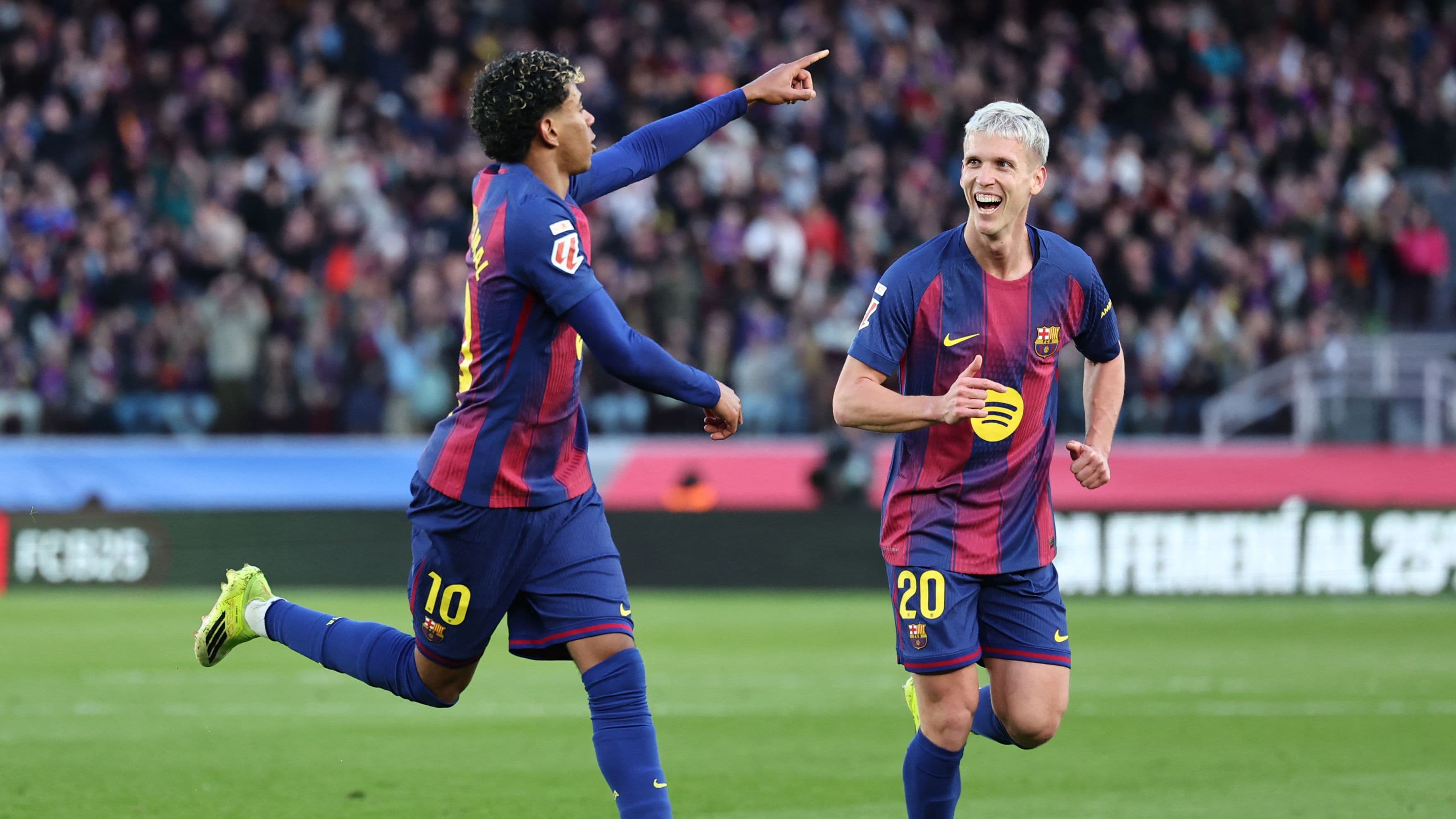 برشلونة يكتسح مايوركا وسط جدل تحكيمي