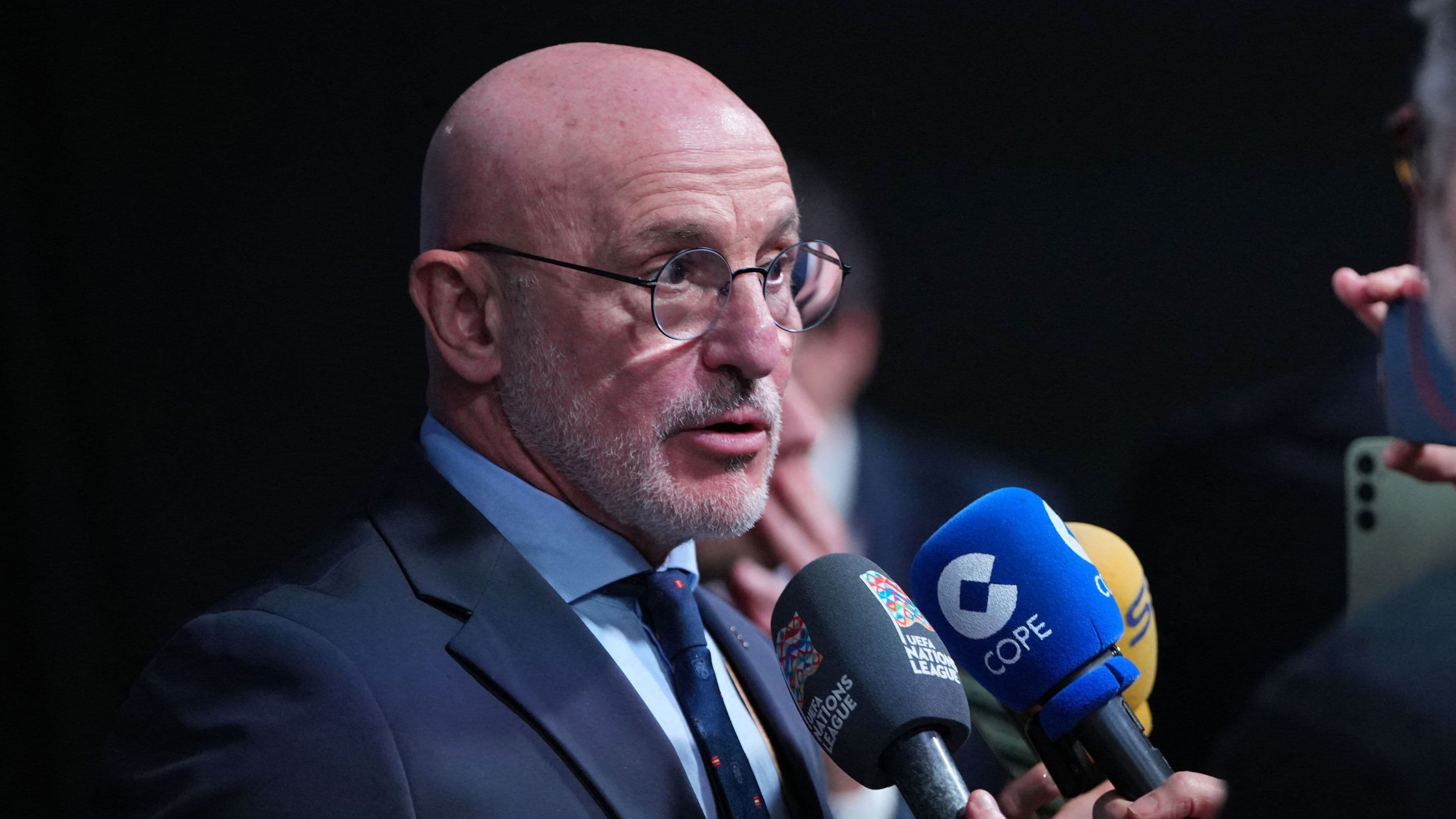 نجم برشلونة بطل مفاجأة الماتادور قبل ودية مصر