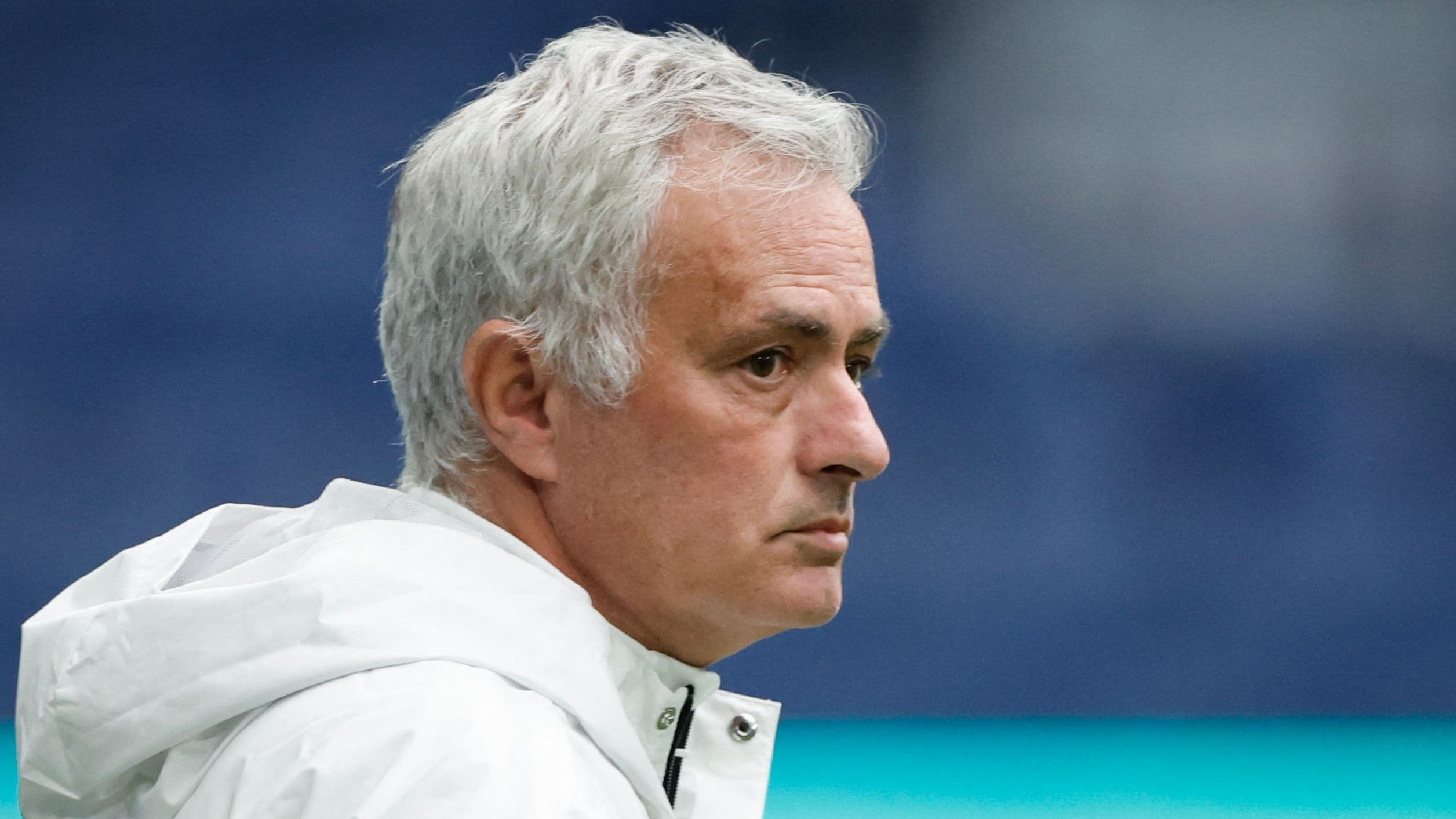 مورينيو: والدي منعني من ترك برشلونة مبكرًا