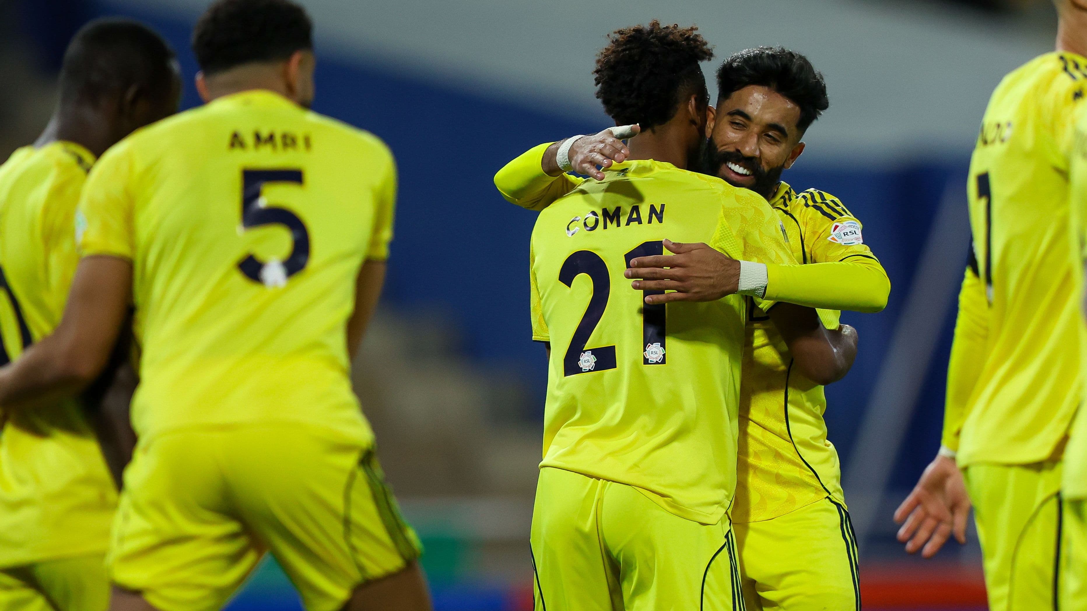 خبير تحكيمي يوضح.. هل استحق محترف نيوم الطرد أمام النصر؟
