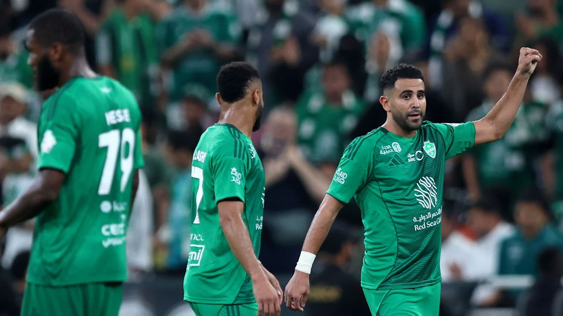 رسميًا.. معاقبة أهلي جدة بسبب 5 عبوات مياه
