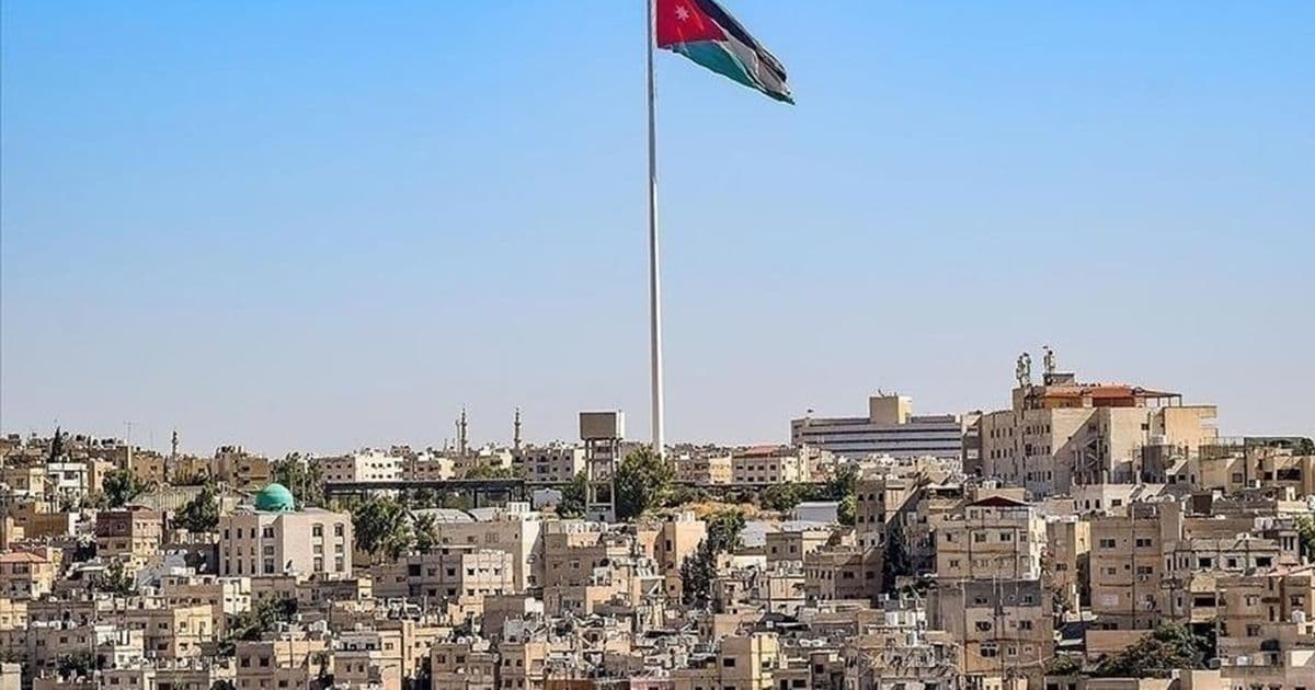 مصادر سعودية تنفي منع الشاحنات الأردنية من العبور إلى الإمارات